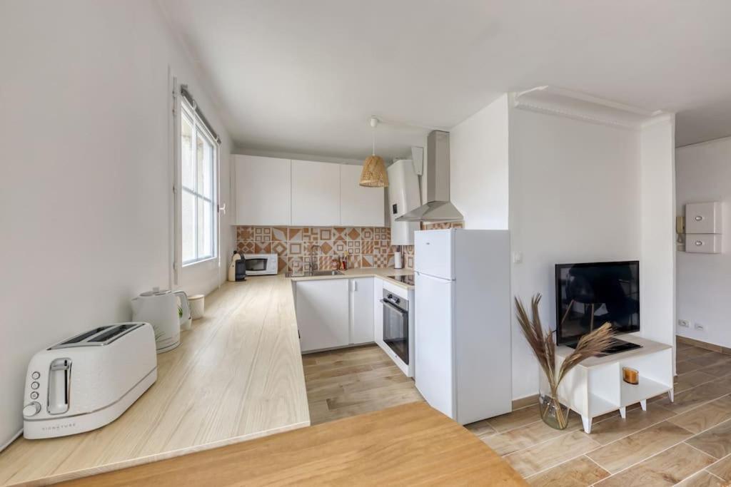 Studio Vue Direct Sur Le Port De Cergy, Parking Prive Gratuit Esterno foto